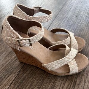 Toms wedge sandals